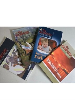 The Quarterly RCMP Royal Canadian Mounted Police Magazine Lot 2004